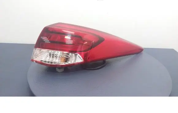 Hyundai i40 Rear/tail lights 924023Z5