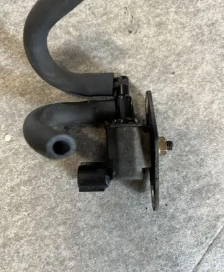 Mitsubishi Grandis Turbo solenoid valve K5T48395 MR507781