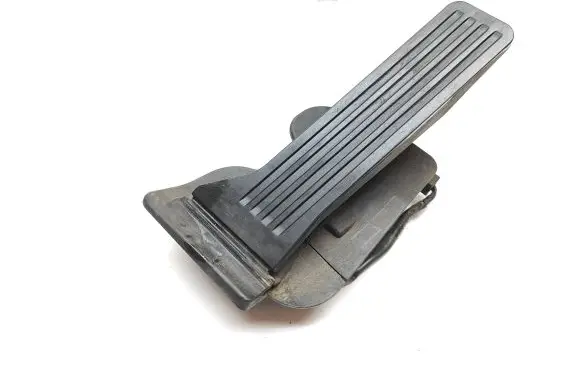 Mazda 6 Accelerator throttle pedal GHK341600 18102012 6PV31204102