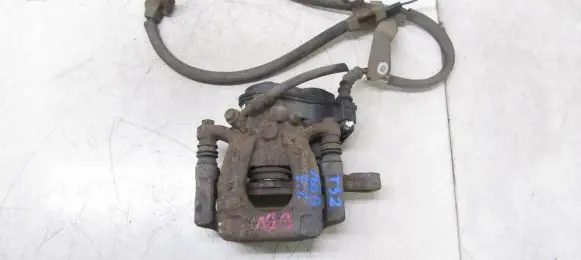 Nissan X-Trail T32 Rear brake caliper