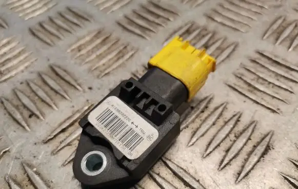 Mercedes-Benz A W169 Airbag deployment crash/impact sensor 1698202226