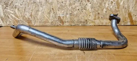 Audi A4 S4 B8 8K EGR valve line/pipe/hose 03l131521ad