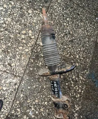 Mazda 626 Front shock absorber/damper