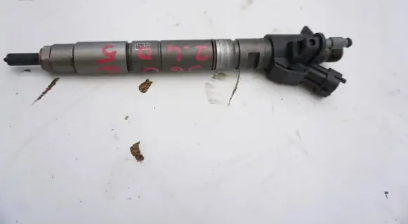 Volvo S60 Fuel injector