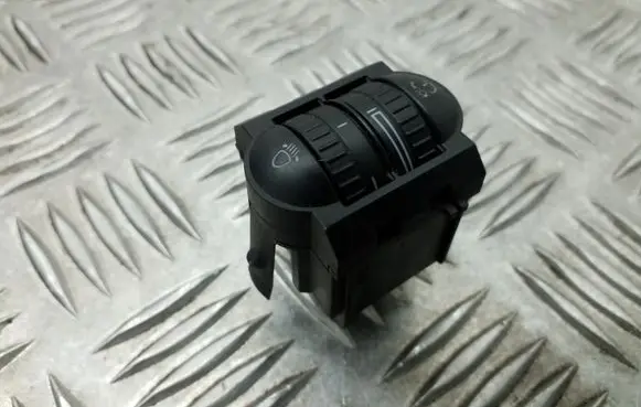 Volkswagen Golf V Headlight level height control switch 1K0941333D