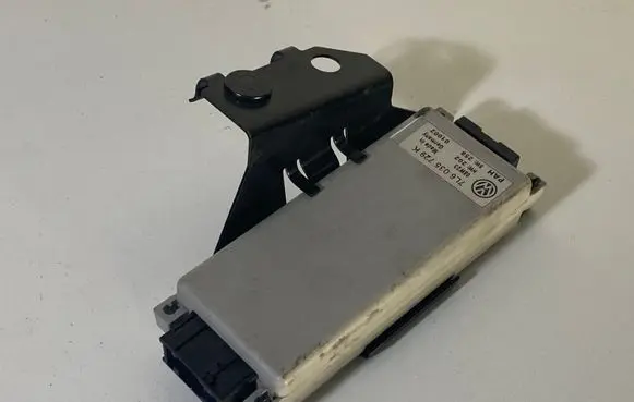 Volkswagen Touareg I Bluetooth control unit module 7L6035729K