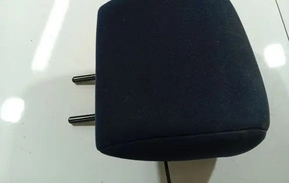 Peugeot 206 Front seat headrest 