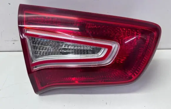 KIA Sportage Tailgate rear/tail lights