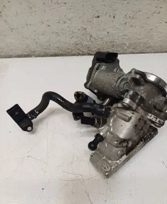 Volkswagen Golf VII Throttle valve 04L128063T
