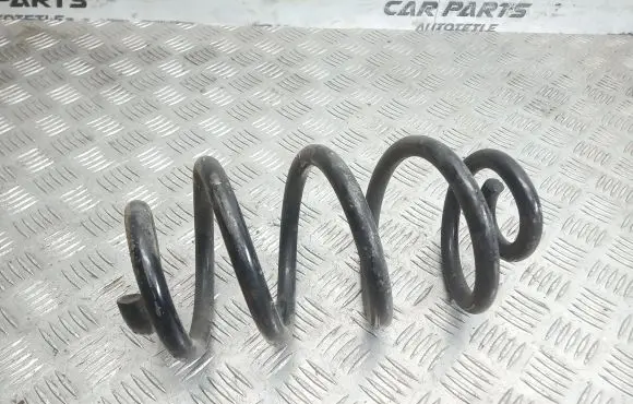 Nissan Qashqai+2 Rear coil spring