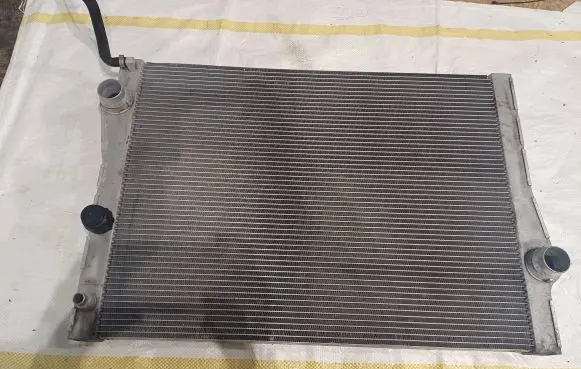 BMW X5 F15 Coolant radiator 7807624