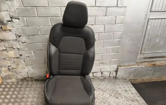 Renault Arkana Front driver seat 49852 T57510