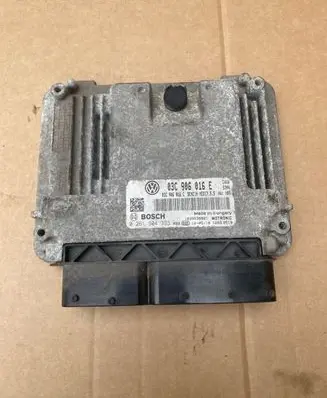 Skoda Octavia Mk2 (1Z) Engine control unit/module 03C906016C 03C906016E 0261S04393