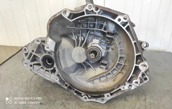 Opel Zafira B Manual 5 speed gearbox U3W419 F17W419
