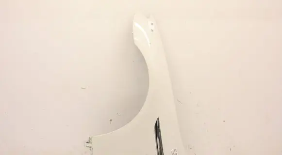 BMW 6 F06 Gran coupe Fender 7230577MWGK220626 7230577