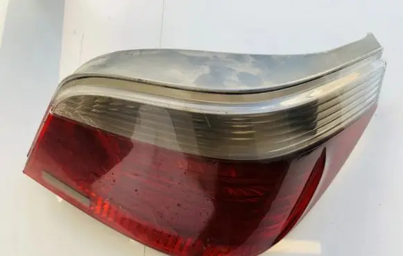 BMW 5 E60 E61 Rear/tail lights 6910768 2vp008679