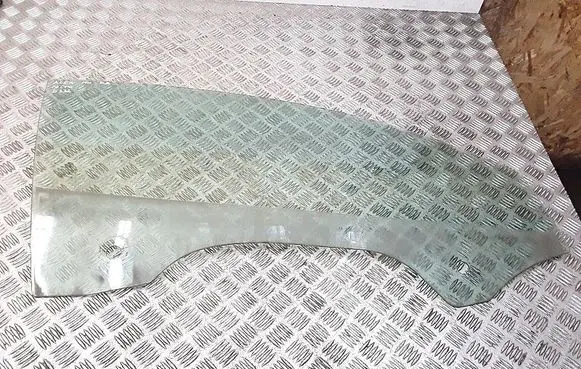 Alfa Romeo Mito Front door window glass four-door 43r001582