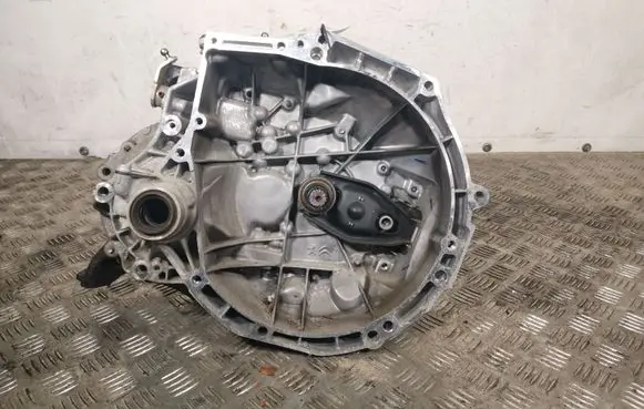 Opel Crossland X Manual 5 speed gearbox M0EMA5