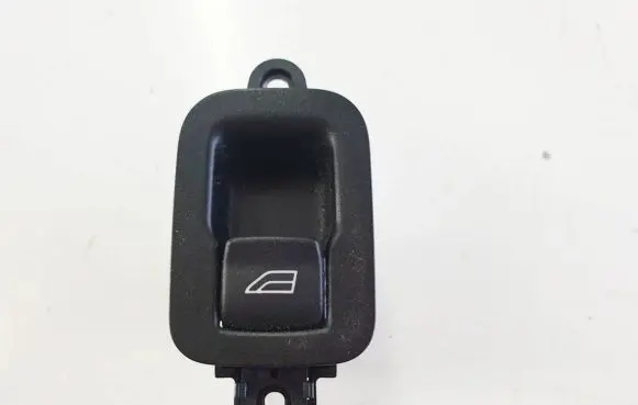 Volvo V50 Electric window control switch