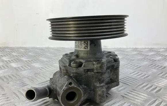 Audi A5 Sportback 8TA Power steering pump 8K0145154H