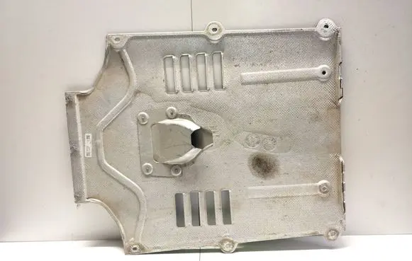 Porsche Macan (95B) Engine splash shield/under tray 95b825209e