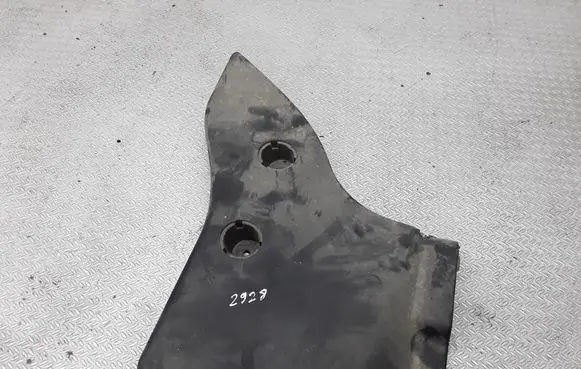 Skoda Superb B5 (3U) Other engine bay part 8D0133849A