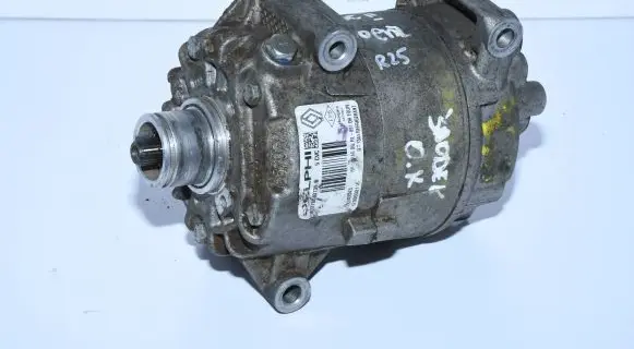 Renault Megane II Air conditioning (A/C) compressor (pump) 8200600110