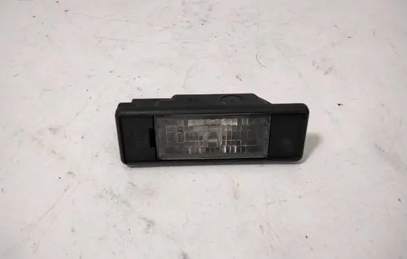Citroen C4 I Number plate light 153012