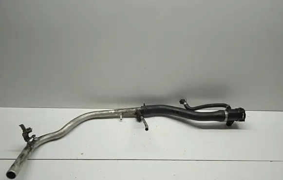 BMW 1 F20 F21 Engine coolant pipe/hose 7600594 7596832
