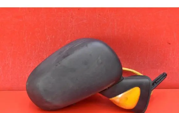 Front door electric wing mirror