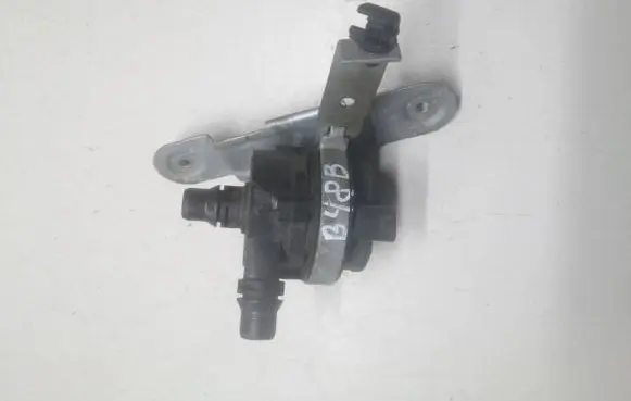 BMW 3 F30 F35 F31 Electric auxiliary coolant/water pump 9147359 A0005001486
