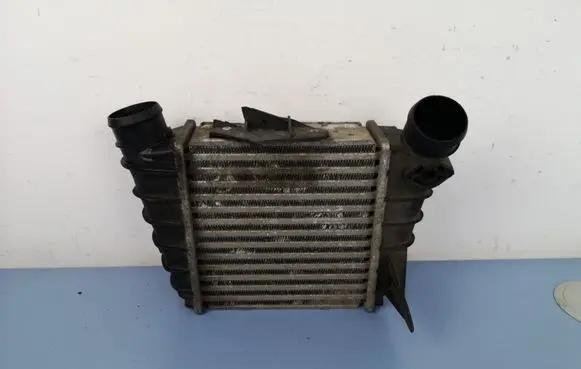 Skoda Roomster (5J) Intercooler radiator 6Q0145804A