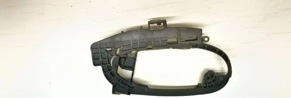 Rear door exterior handle/bracket