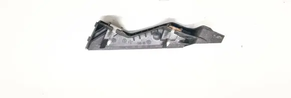 Volkswagen PASSAT B6 Front bumper mounting bracket 3C0807723