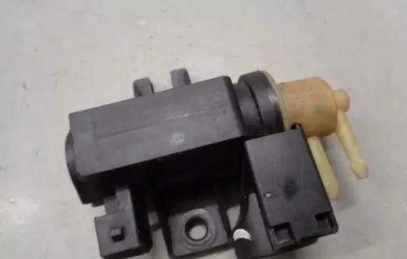 Renault Megane III EGR thermostat 