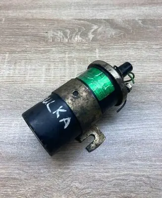Audi 80 90 B3 High voltage ignition coil 811905115 BAE300B