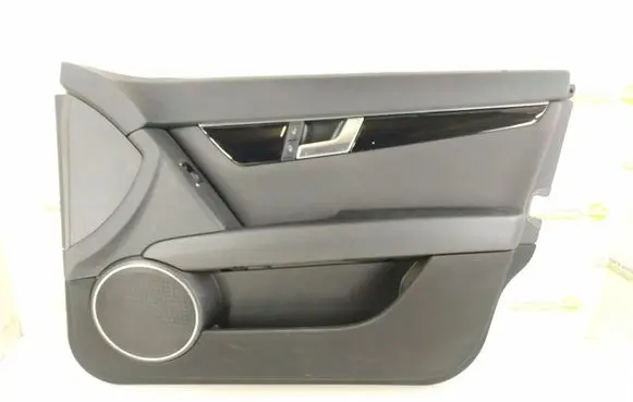 Mercedes-Benz C W204 Front door card panel trim DALISID4746 2047201022 2047200622