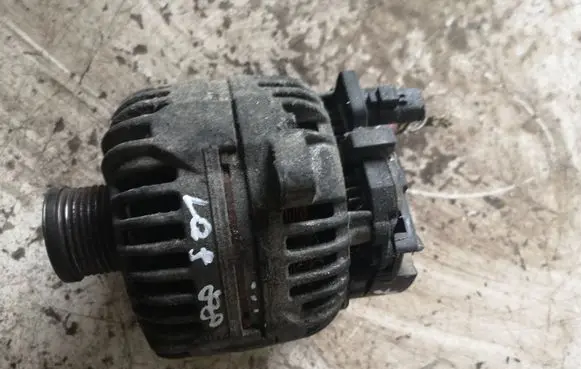 Renault Laguna II Generator/alternator 0124525047