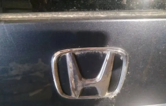 Honda FR-V Manufacturer badge logo/emblem 
