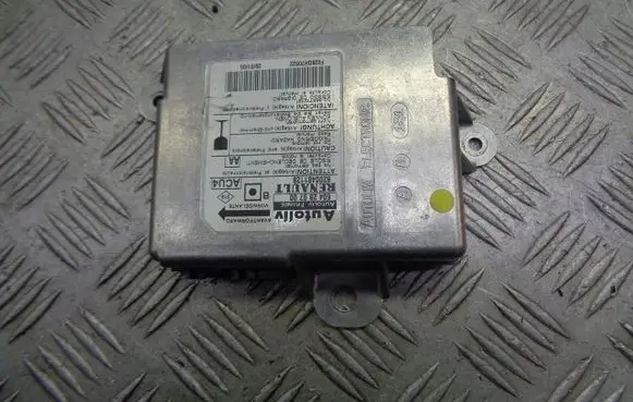 Renault Megane II Airbag control unit/module 8200481128