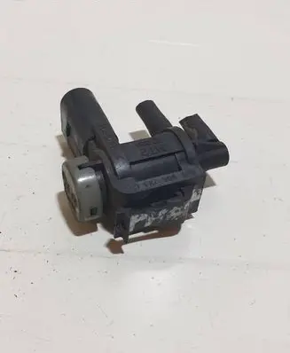 Volkswagen Phaeton Turbo solenoid valve 1J0906283C 0693D