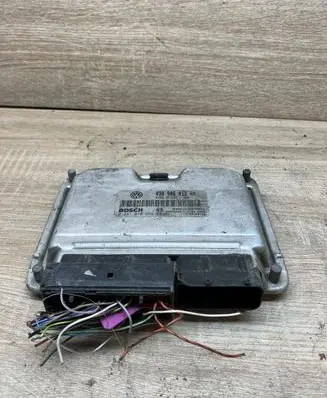 Volkswagen Polo IV 9N3 Engine control unit/module 038906012AM 0281010658