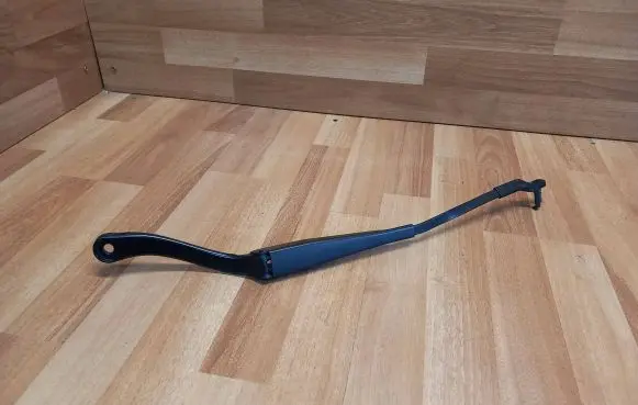 Mercedes-Benz C W204 Front wiper blade arm A2048200044 3392125811 97036203