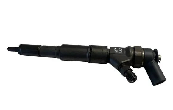 BMW 5 E60 E61 Fuel injector 7794652