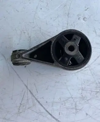 Mini One - Cooper Coupe R56 Engine mount bracket 675640302