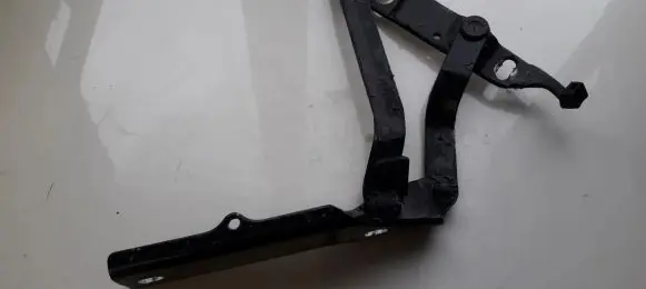 Audi 80 90 B3 Tailgate/trunk/boot hinge 893827302A