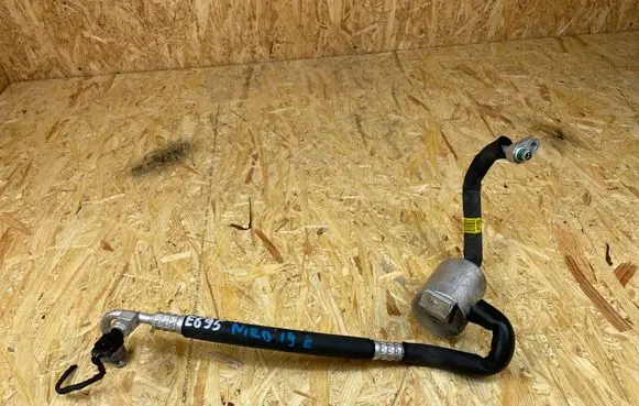 Air conditioning (A/C) pipe/hose
