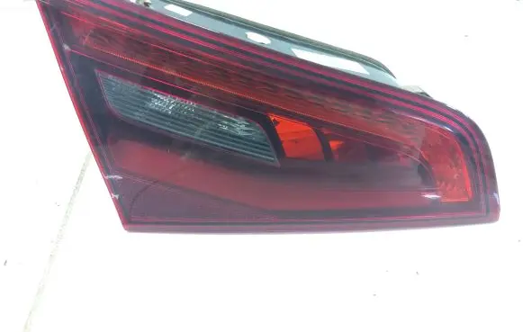 Audi A3 S3 8V Tailgate rear/tail lights 8V0945093A