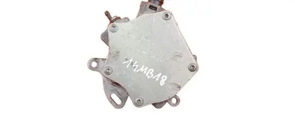 Ford Focus Vacuum pump BM5G2A451FA JQDA JQDB