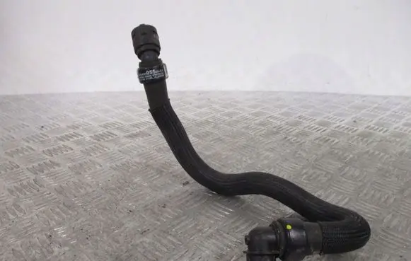 Peugeot 308 Engine coolant pipe/hose 9840005580